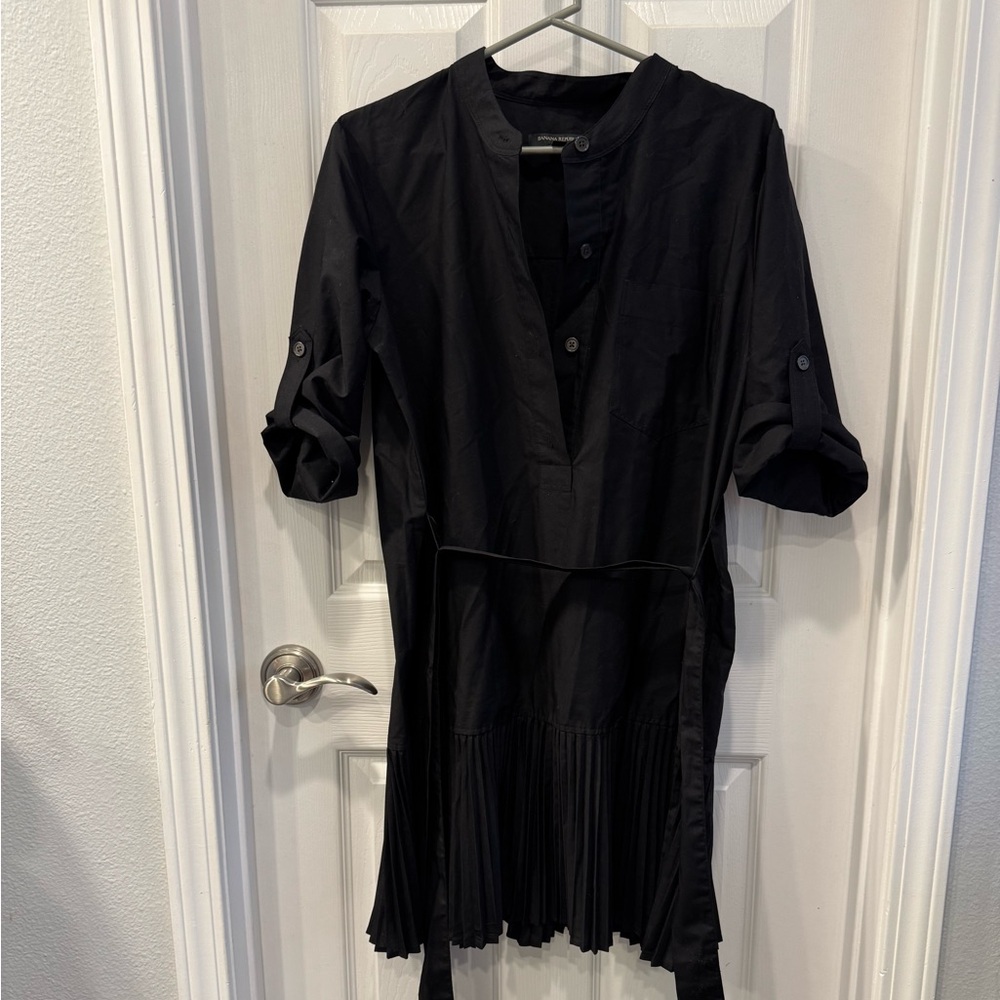 Banana Republic Black Button-Up Shirt